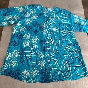 [1X/PTP:25”]Blue Sky Blue Patterned Button-Up Mid Sleeve Rayon Shirt Blouse